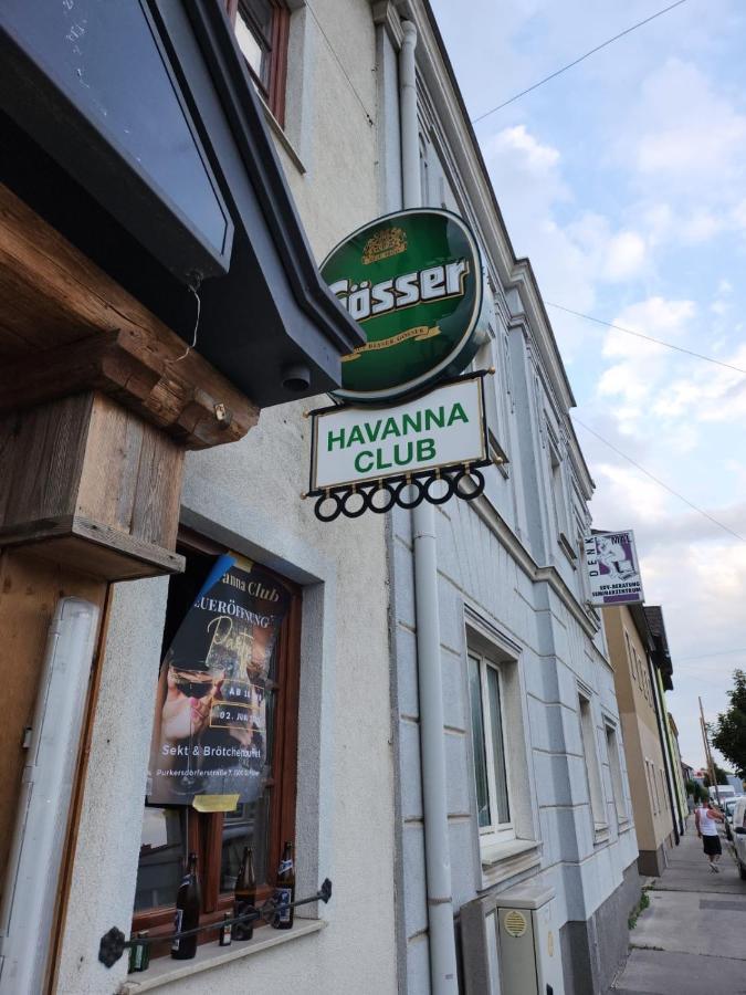 Havanna Pension Sankt Poelten Eksteriør bilde